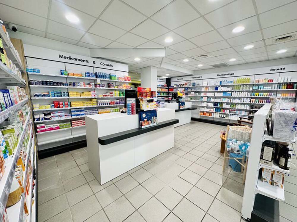 Pharmacie de Bellignat officine (6) Pharmacie de Bellignat officine (6)